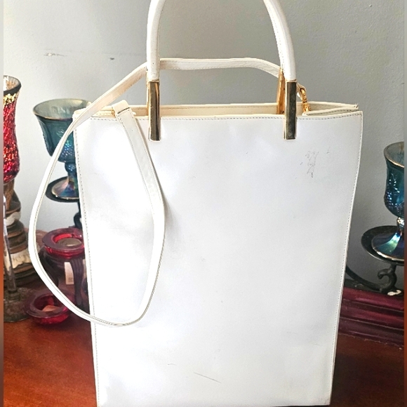 Battaglia Designer Leather Tote, White, Dual Handles, Strap, Hidden Snap Closure - Picture 6 of 7